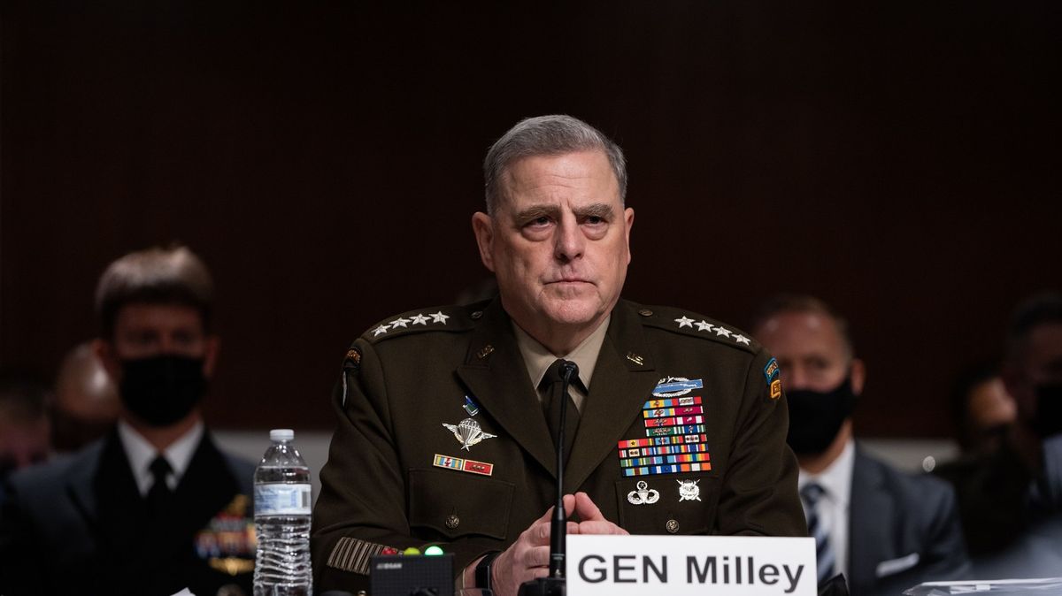 Generálové USA promluvili o odchodu z Afghánistánu, s Bidenem se neshodli